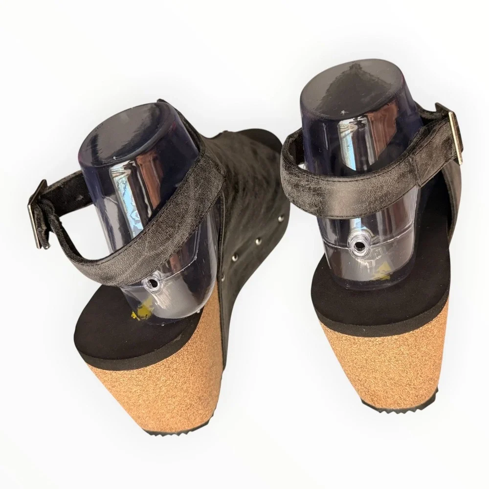 Volatile Division Cork Wedge Sandals Charcoal Slingback Studded Size 10